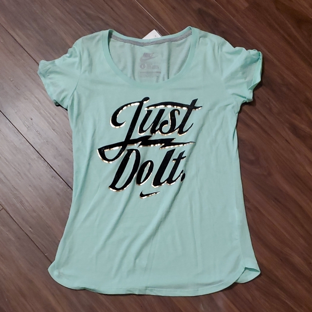 Nike Women's Light Green 'Just Do It' Tee